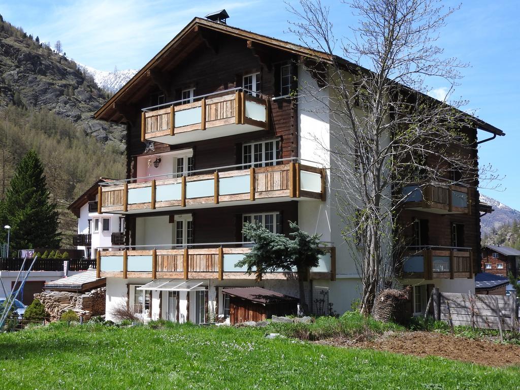 Apartament Haus Alpenperle Saas-Almagell Zewnętrze zdjęcie