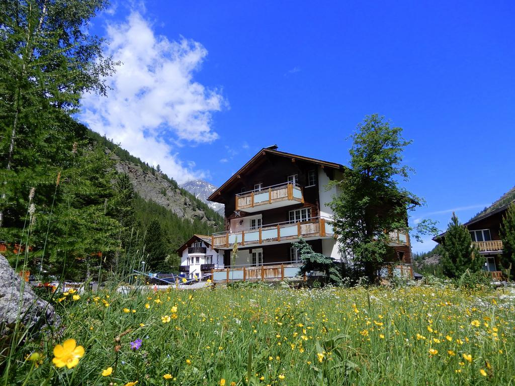 Apartament Haus Alpenperle Saas-Almagell Zewnętrze zdjęcie