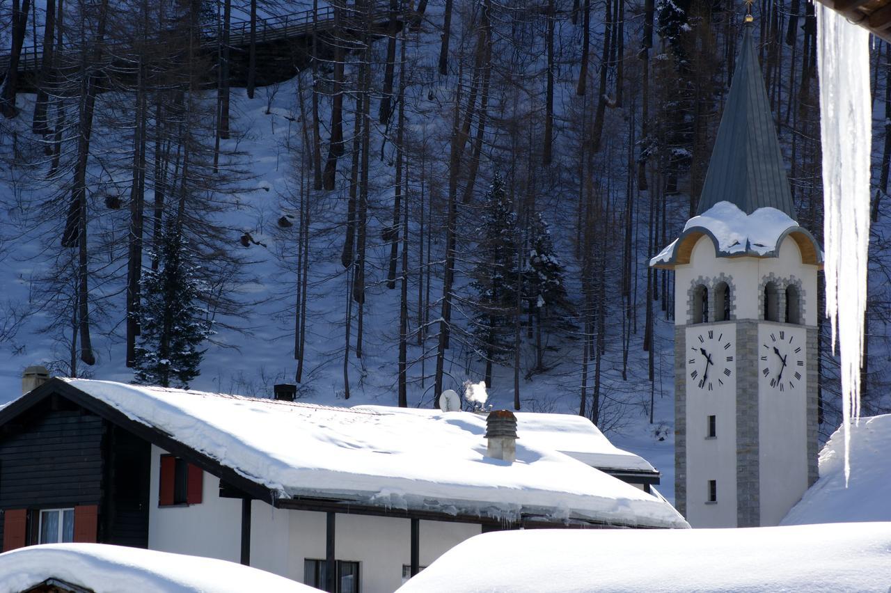 Apartament Haus Alpenperle Saas-Almagell Zewnętrze zdjęcie