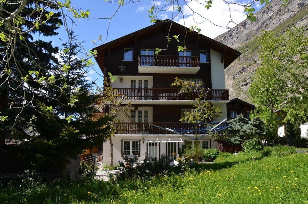 Apartament Haus Alpenperle Saas-Almagell Zewnętrze zdjęcie