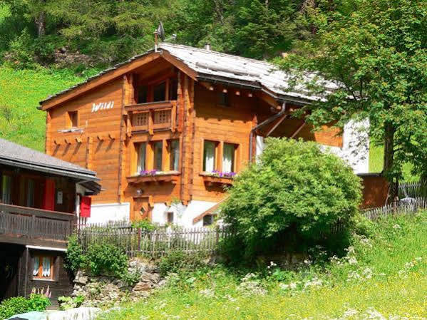 Apartament Haus Alpenperle Saas-Almagell Zewnętrze zdjęcie