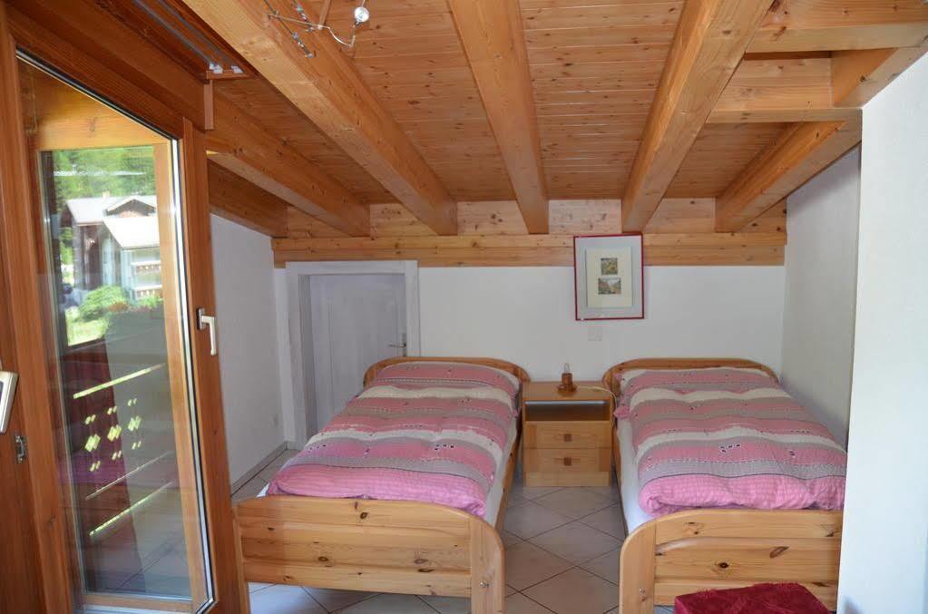 Apartament Haus Alpenperle Saas-Almagell Zewnętrze zdjęcie